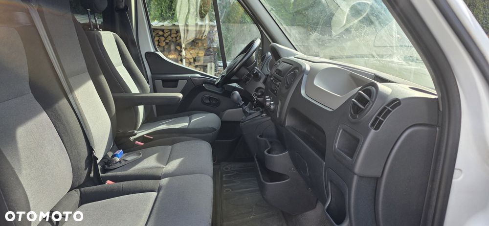 Renault Master - 16