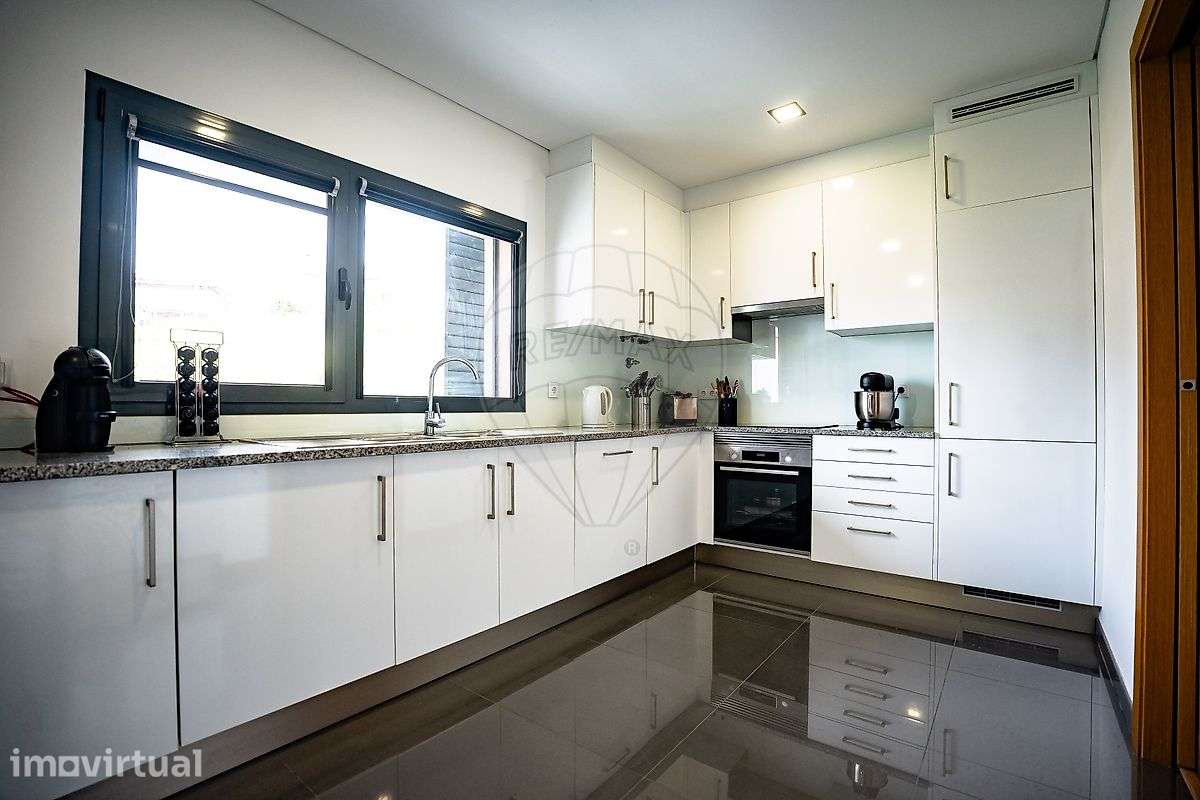 Apartamento T2 para venda - Grande imagem: 2/38