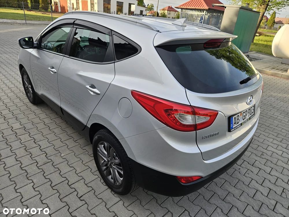 Hyundai ix35 1.6 2WD Fifa World Cup Edition - 8