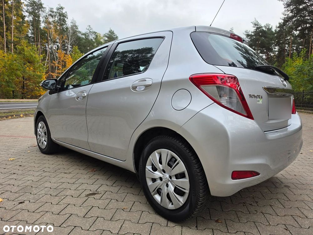 Toyota Yaris - 6