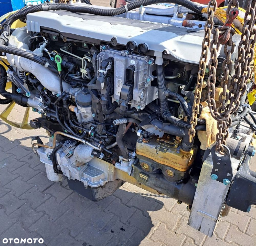 KPL SILNIK MAN TGX TGS D2676 LF51 EURO 6 460KM - 7