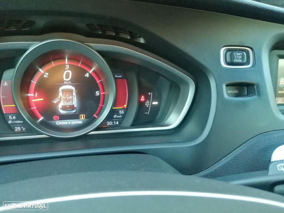 Volvo V40 2.0 D4 Summum - 19