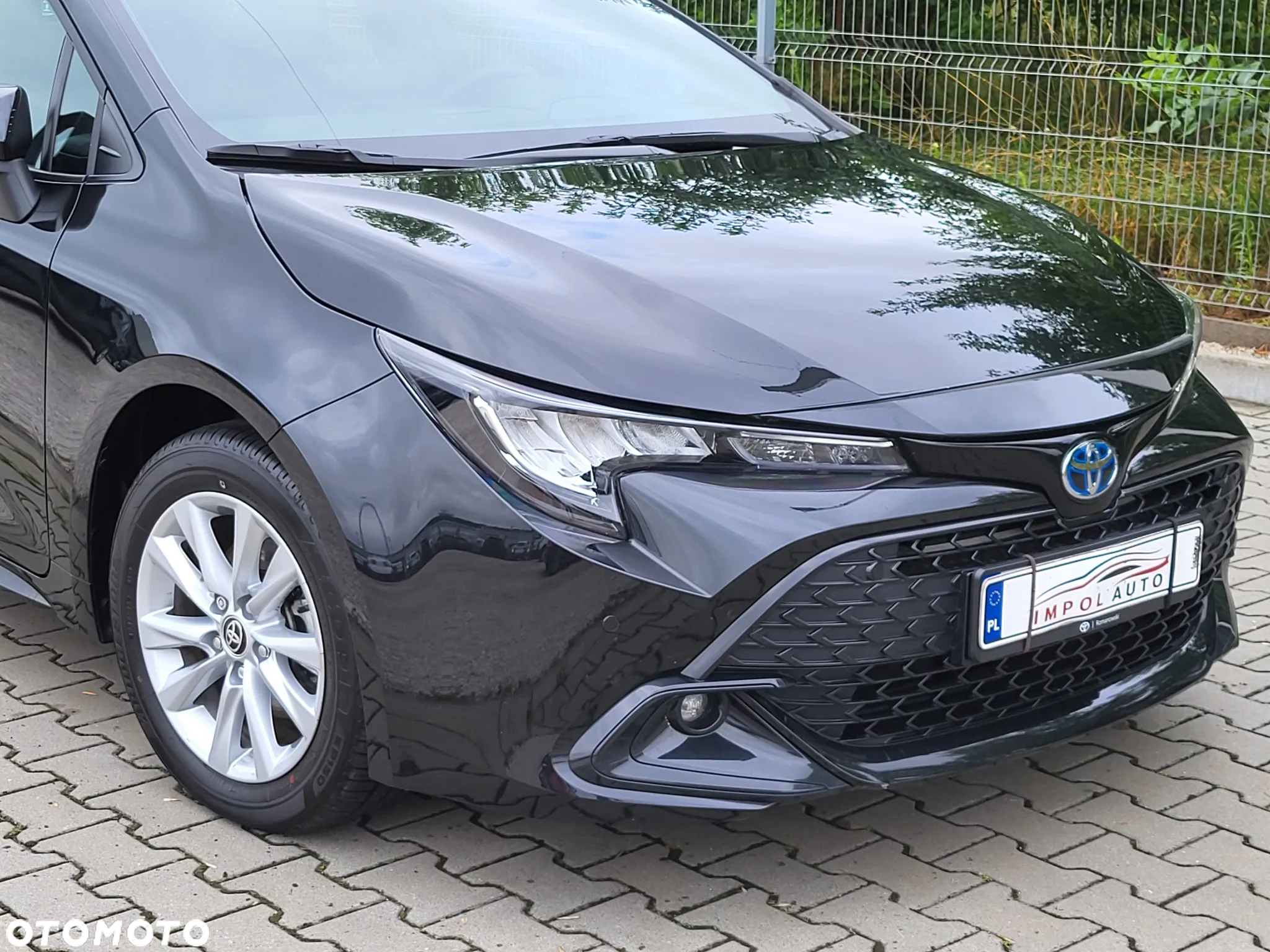 Toyota Corolla 1.8 Hybrid Comfort - 22
