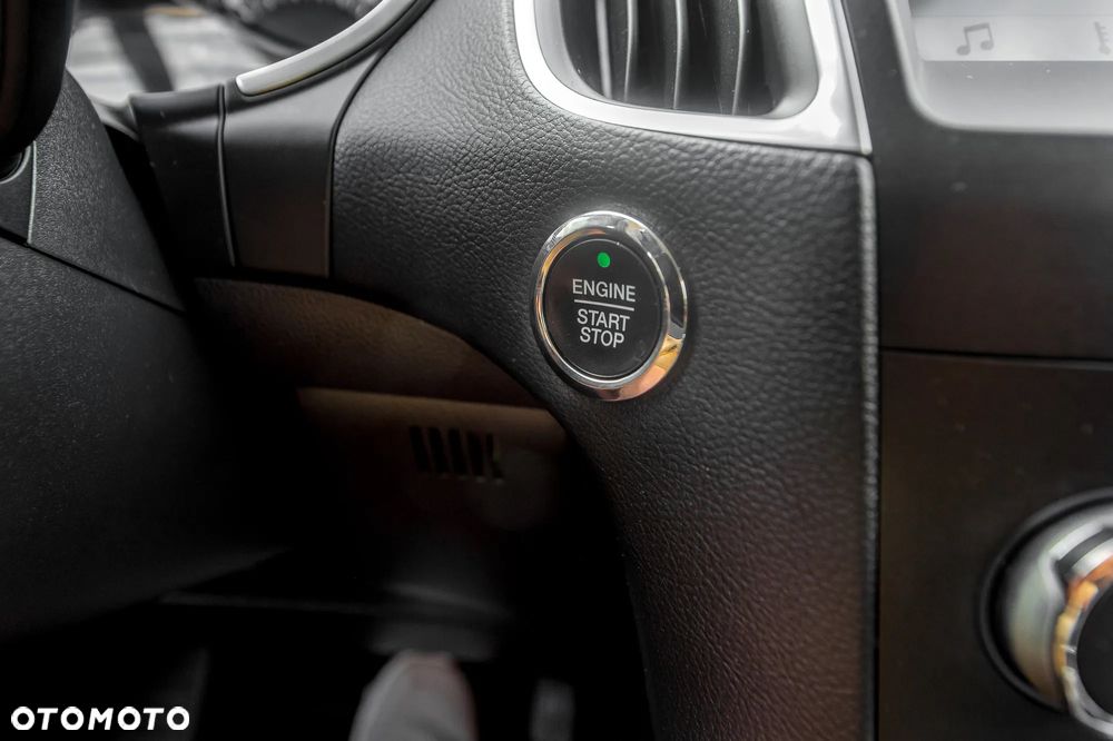 Ford S-Max 2.0 TDCi 4WD Titanium PowerShift - 31