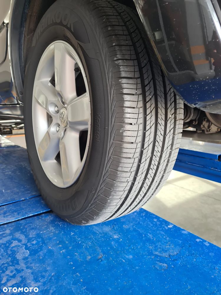 Toyota RAV4 2.0 D-4D 4x4 - 25