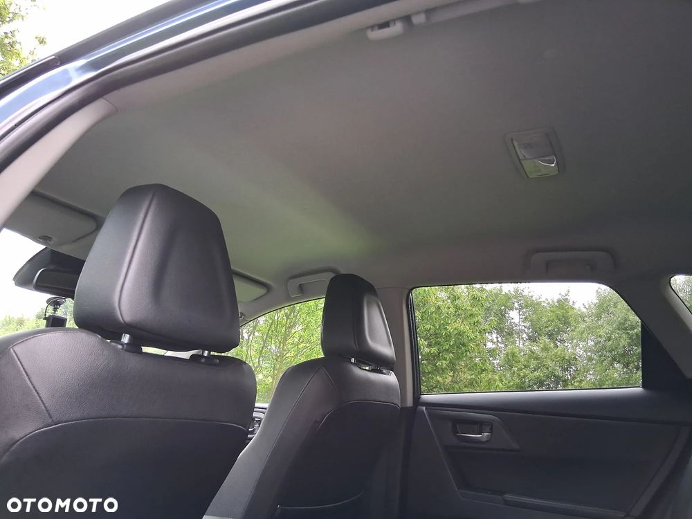 Toyota Auris 1.8 HSD Prestige NAVI - 37