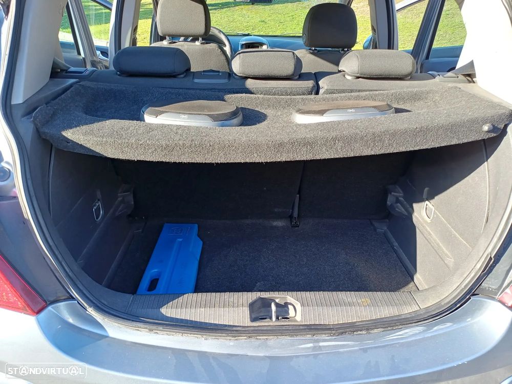 Opel Corsa 1.2 Enjoy - 14