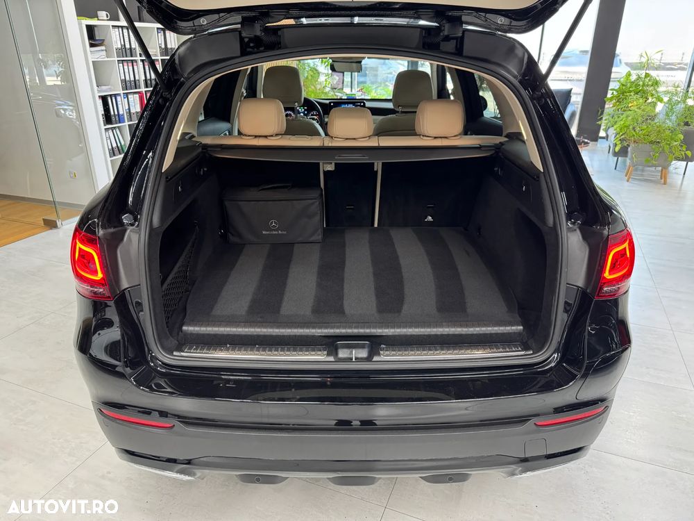 Mercedes-Benz GLC - 9