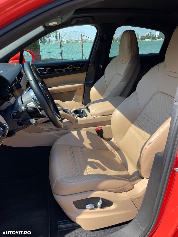 Porsche Cayenne Standard - 8