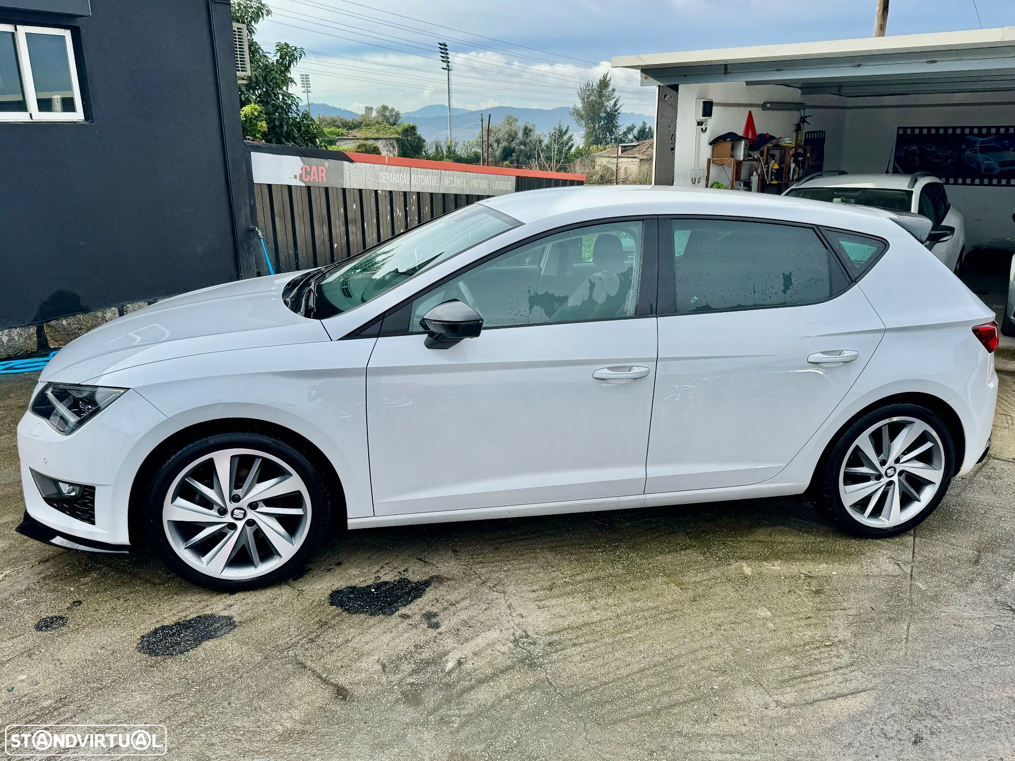 SEAT Leon 2.0 TDi FR S/S - 8
