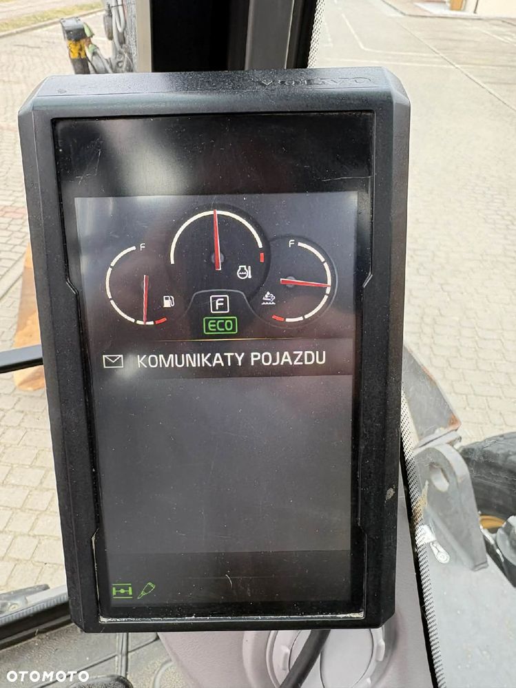 Volvo EWR 150E ROTOTILT ENGCON SYSTEM 3D ZESTAW 4 ŁYŻKI, NÓŻ, SZCZOTKA - 28