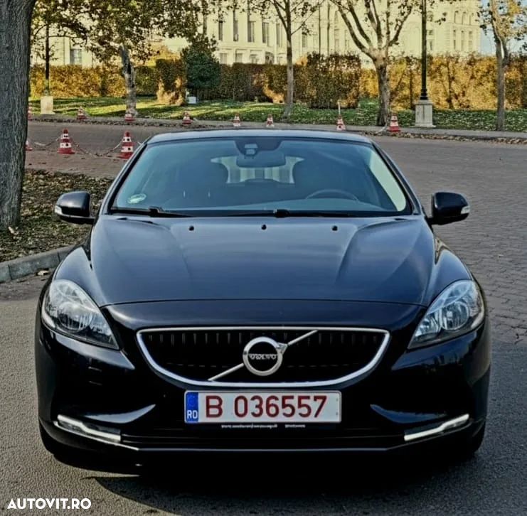 Volvo V40 D2 Momentum - 10