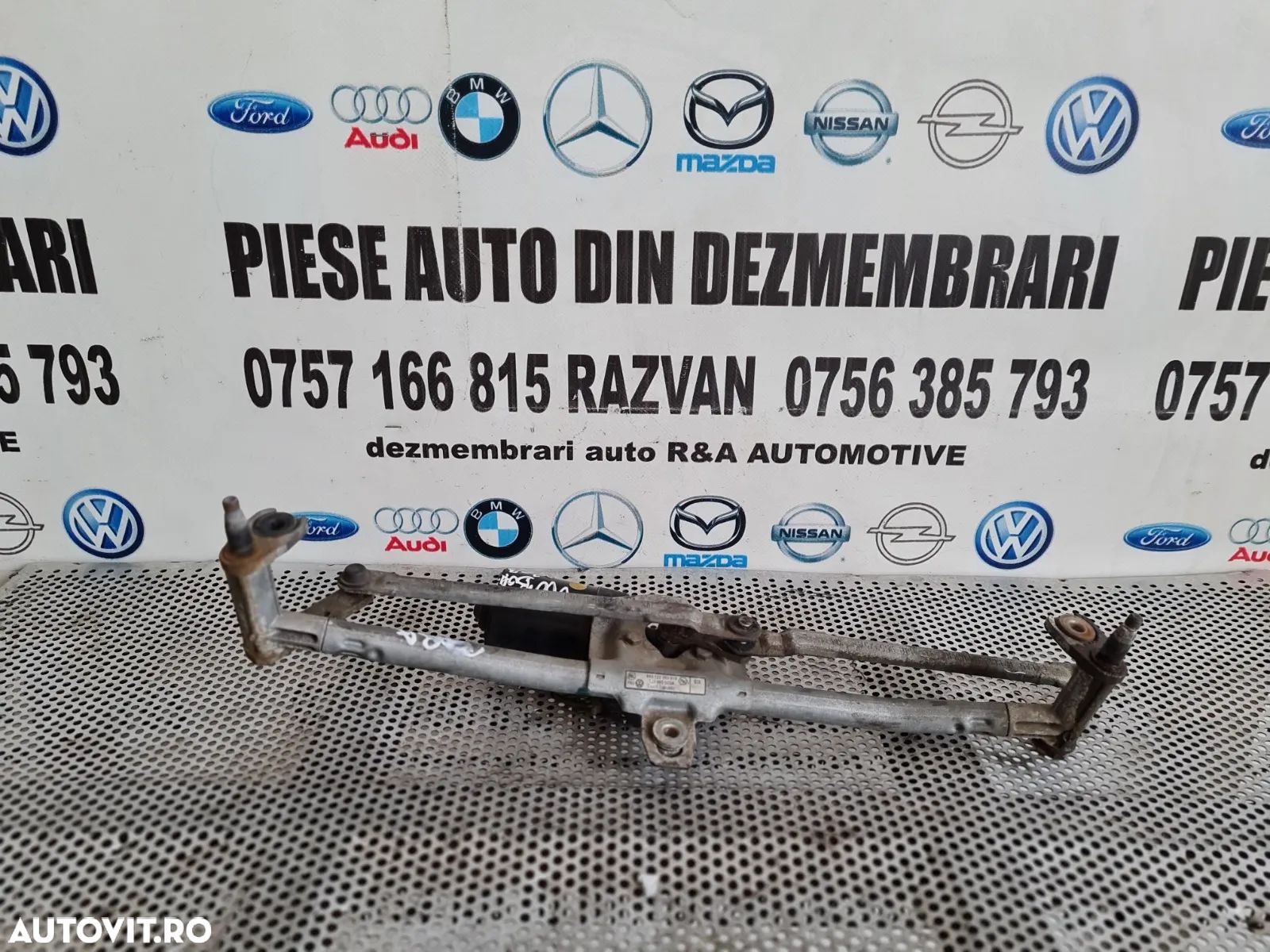 Ansamblu Motoras Stergatoare Vw Golf 4 Bora - Dezmembrari Arad - 1