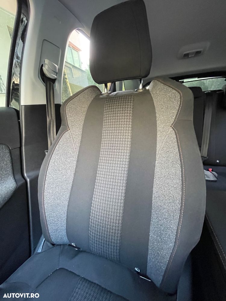 Peugeot 3008 1.5 BlueHDI S&S Active - 14