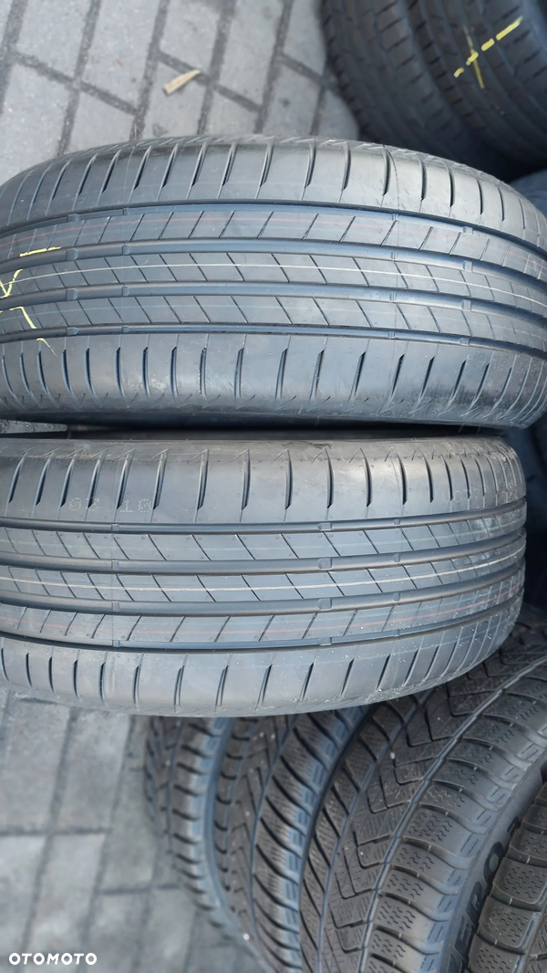 Para opon letnich Bridgestone Turanza T005 225/55 R17 97W
