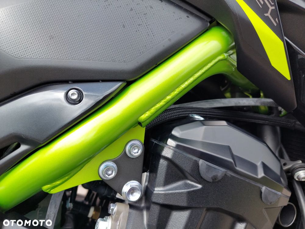 Kawasaki Z 900 - 13