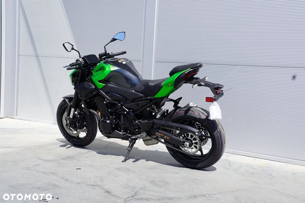 Kawasaki Z 900 - 16