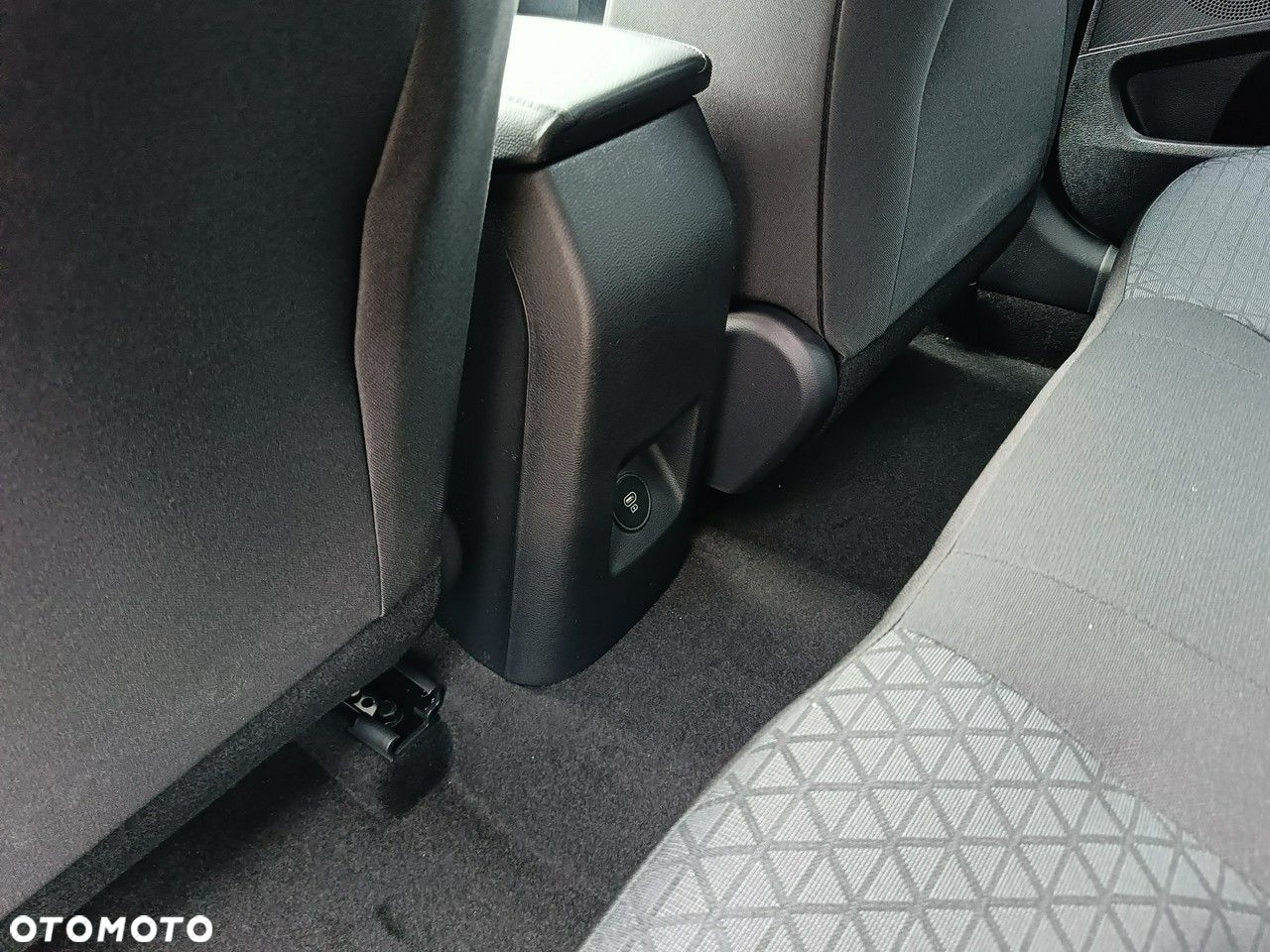 Kia Ceed - 15