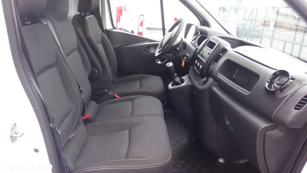 Renault Trafic - 8