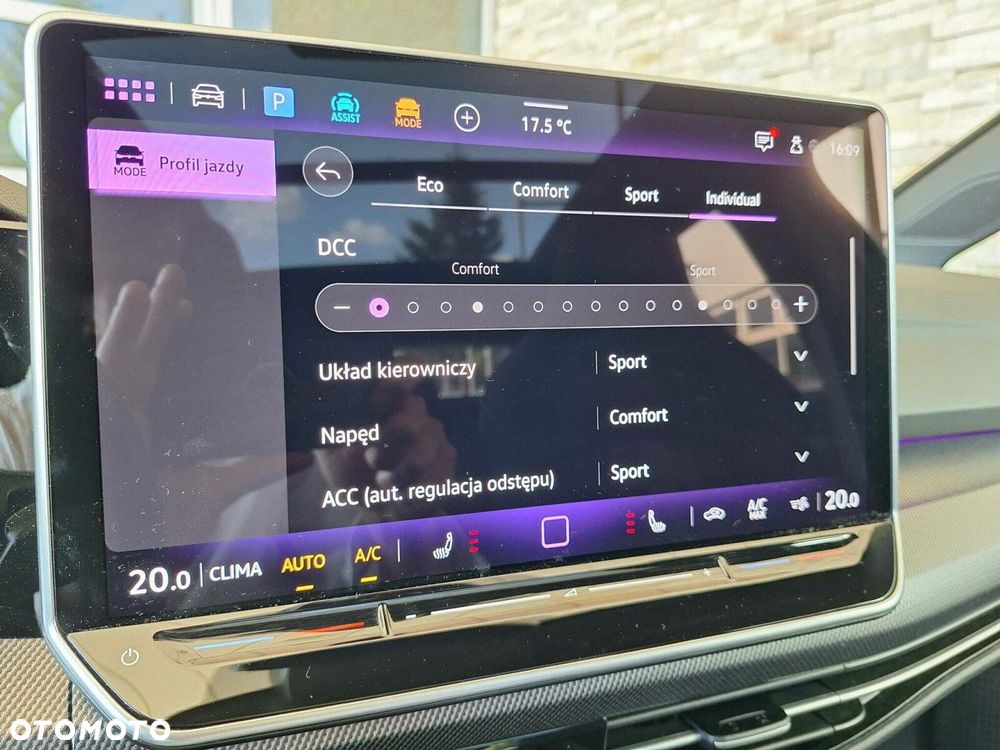 Volkswagen Golf Variant 1.5 eTSI mHEV R-Line Plus DSG - 17