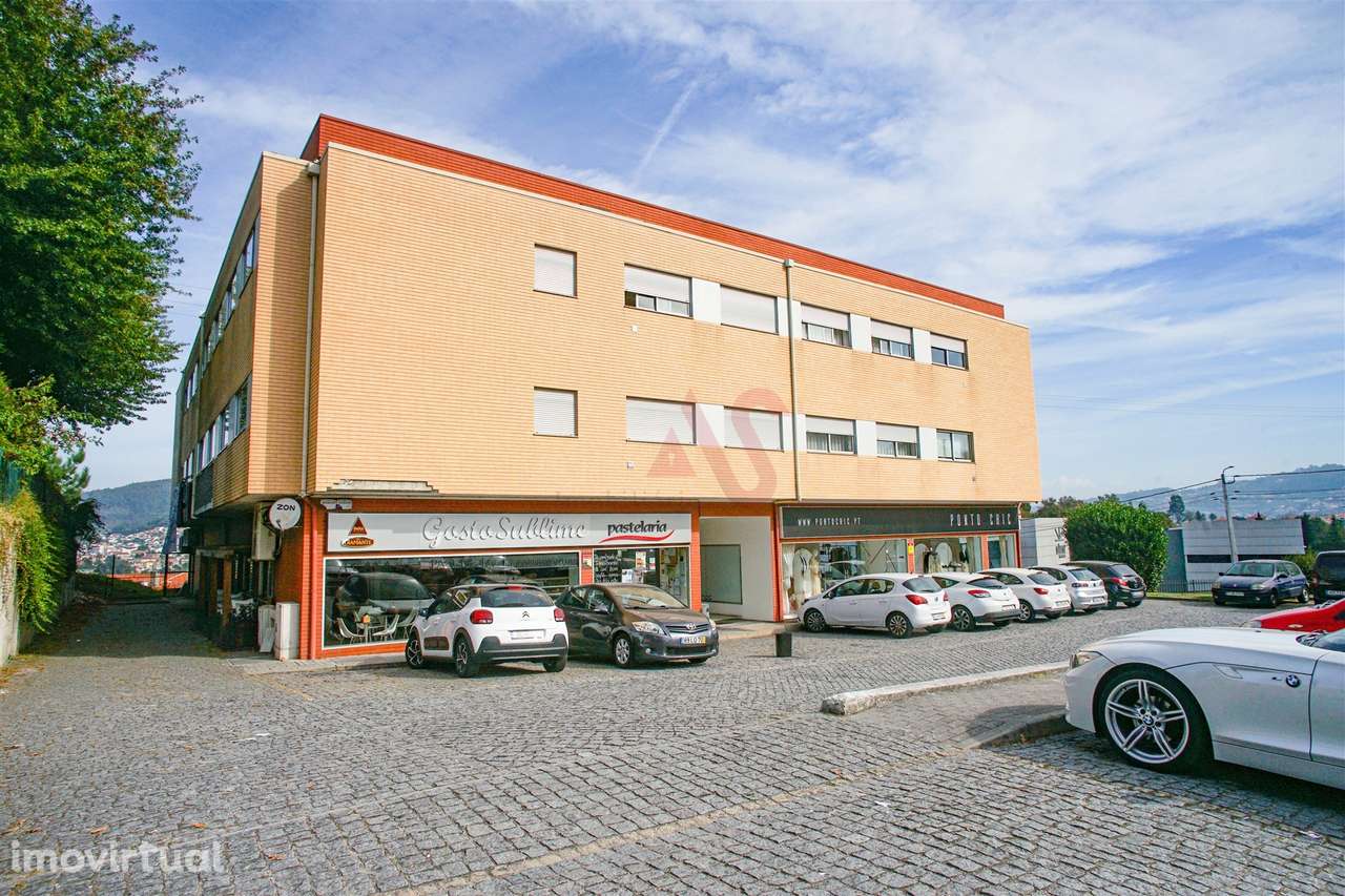 Apartamento T3 com vista panorâmica em São João das Caldas de Vizela - Grande imagem: 2/29