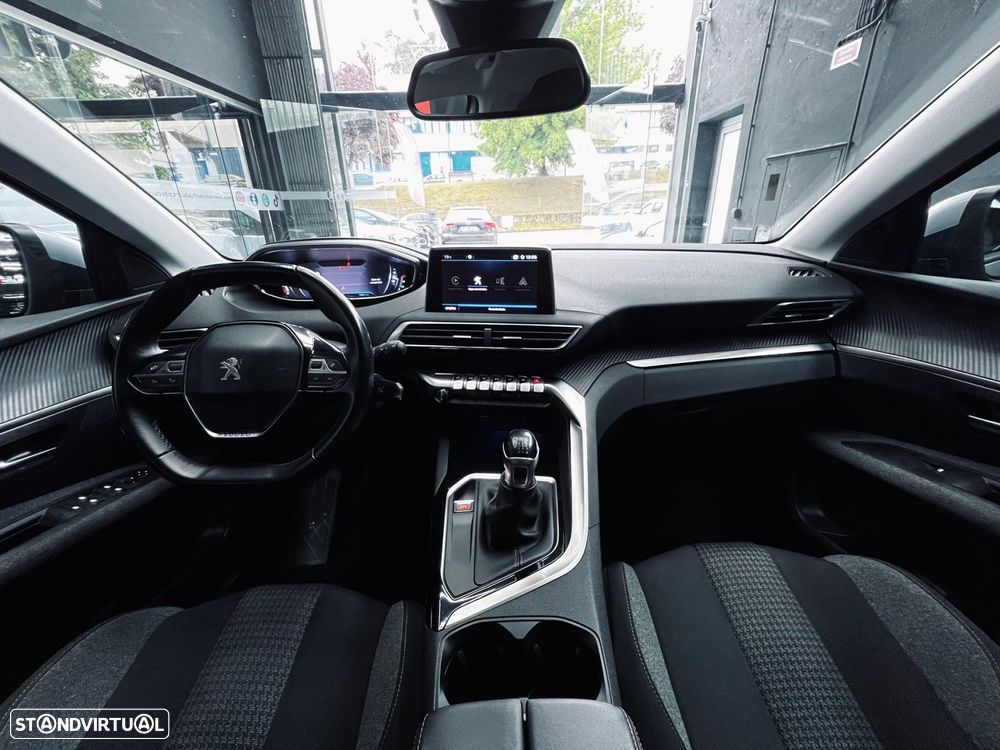 Peugeot 3008 1.5 BlueHDi Active - 17