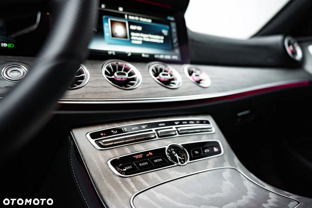 Mercedes-Benz CLS 400 d 4Matic 9G-TRONIC AMG Line - 16