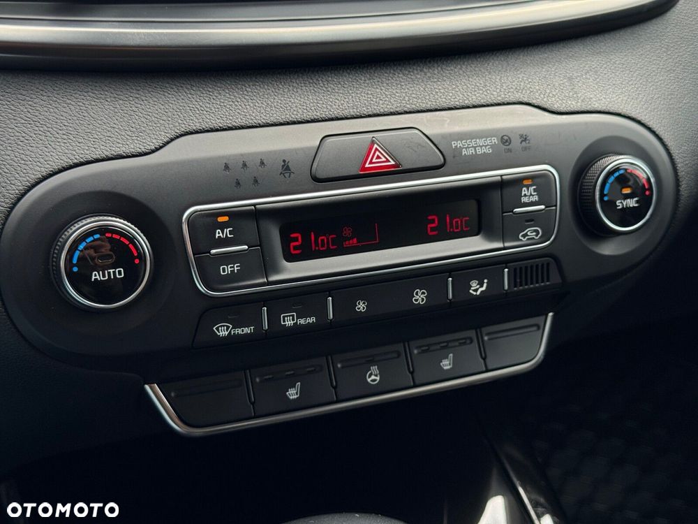 Kia Sorento 2.0 CRDI L - 24