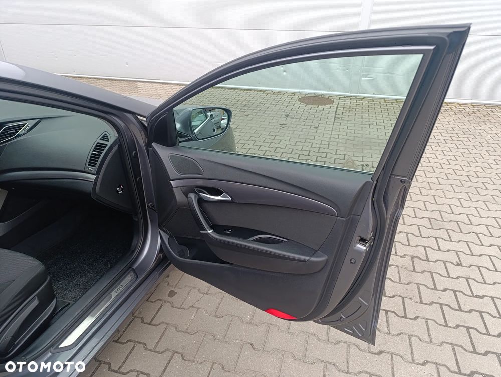 Hyundai i40 Kombi 1.7 CRDi DCT Trend - 19