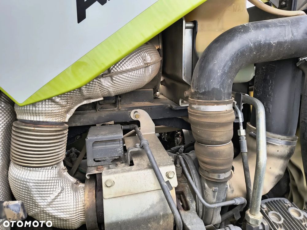 Claas Axion 800 - 2