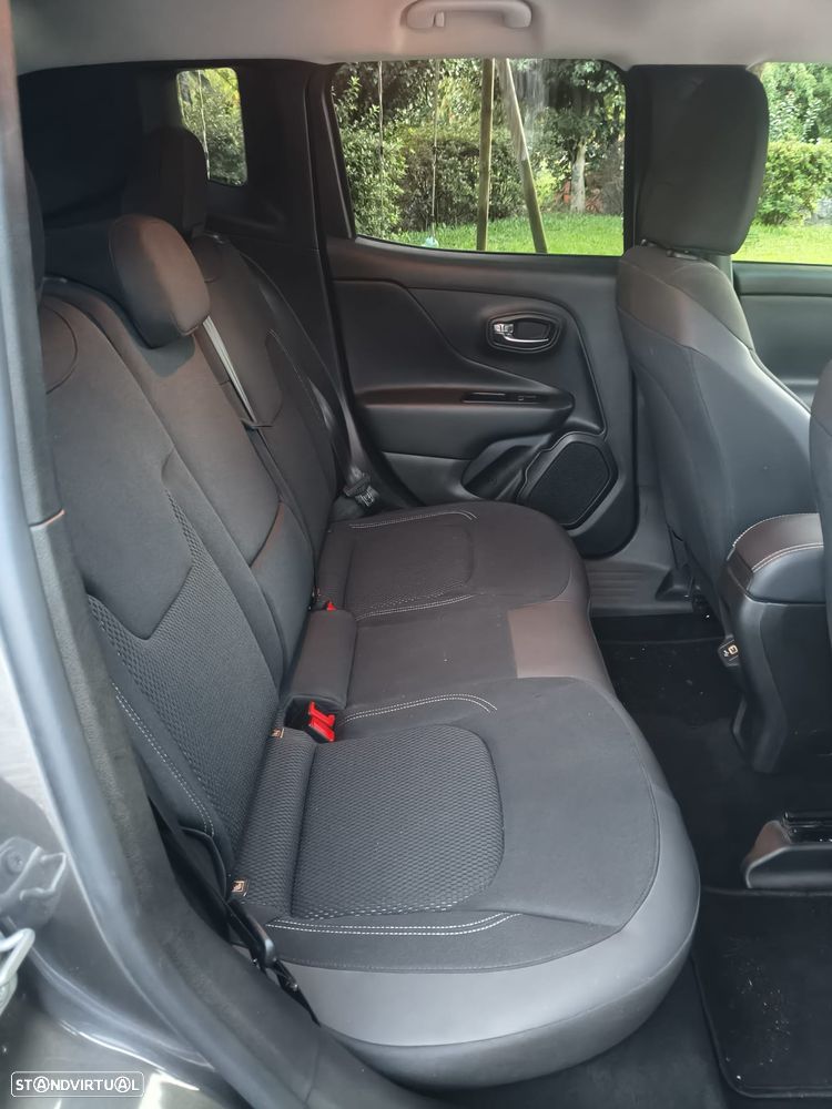 Jeep Renegade 1.3 T Limited S DCT - 5