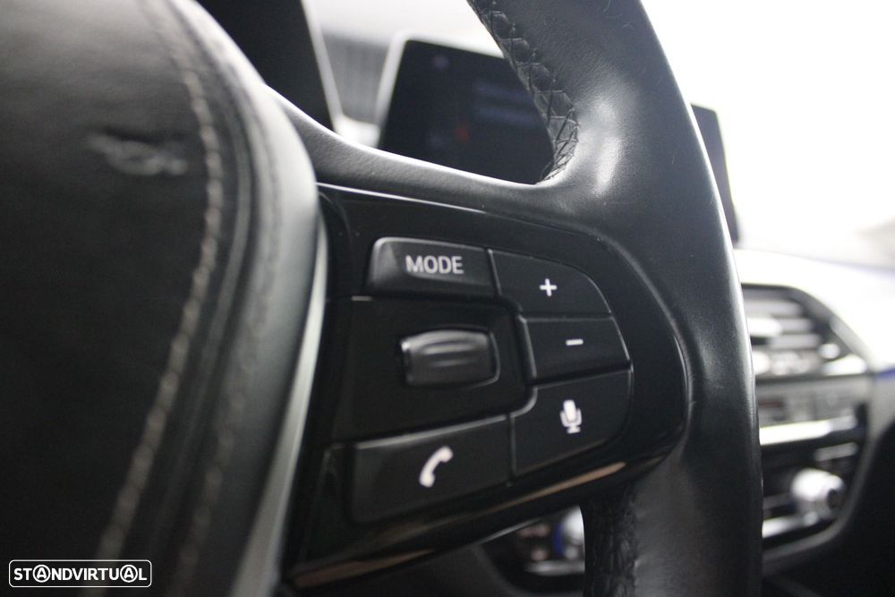 BMW 520 d Auto - 12