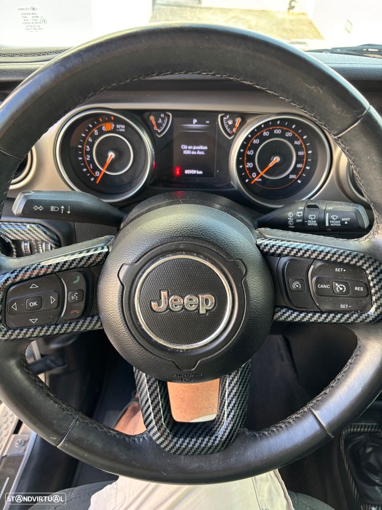 Jeep Wrangler - 14