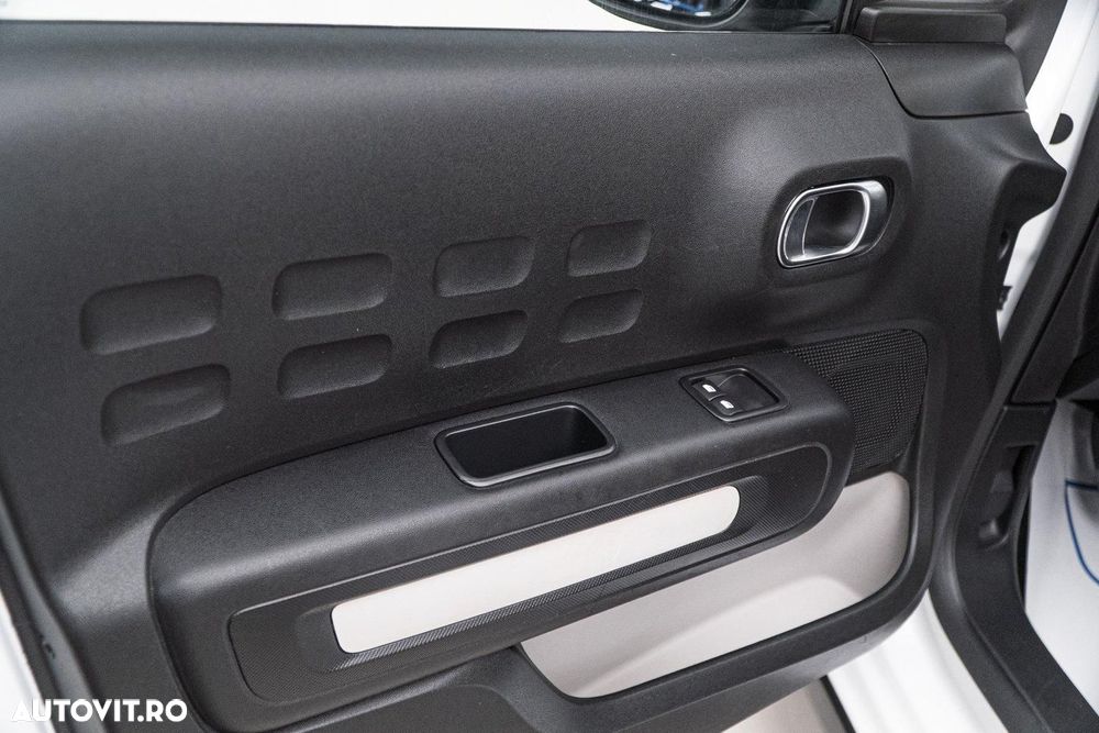 Citroën C3 1.2 PureTech S&S BVM5 Shine - 27