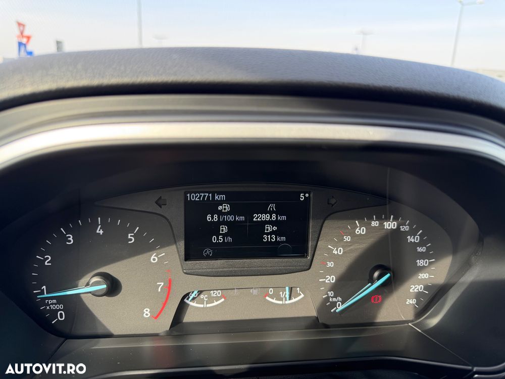 Ford Focus 1.0 EcoBoost Trend - 10