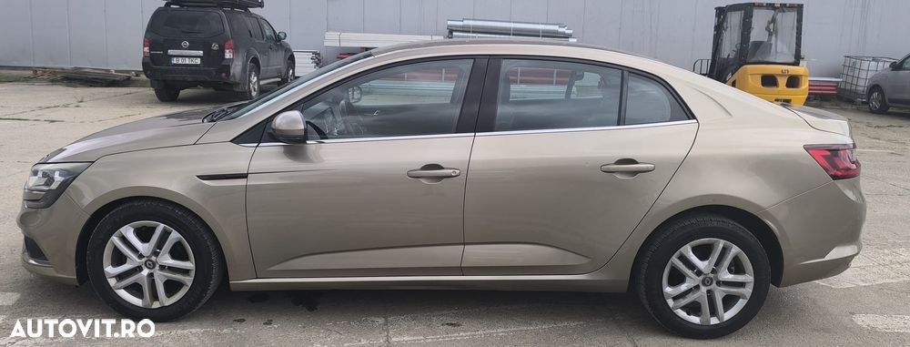 Renault Megane TCE GPF Life - 6