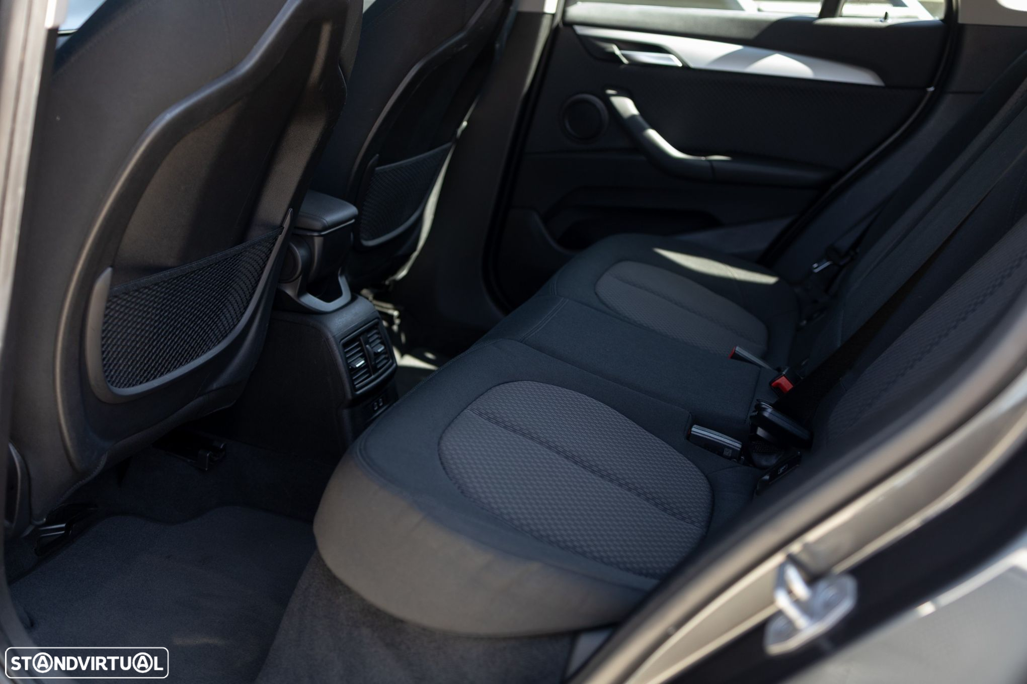 BMW X1 25 e xDrive Line Sport - 24