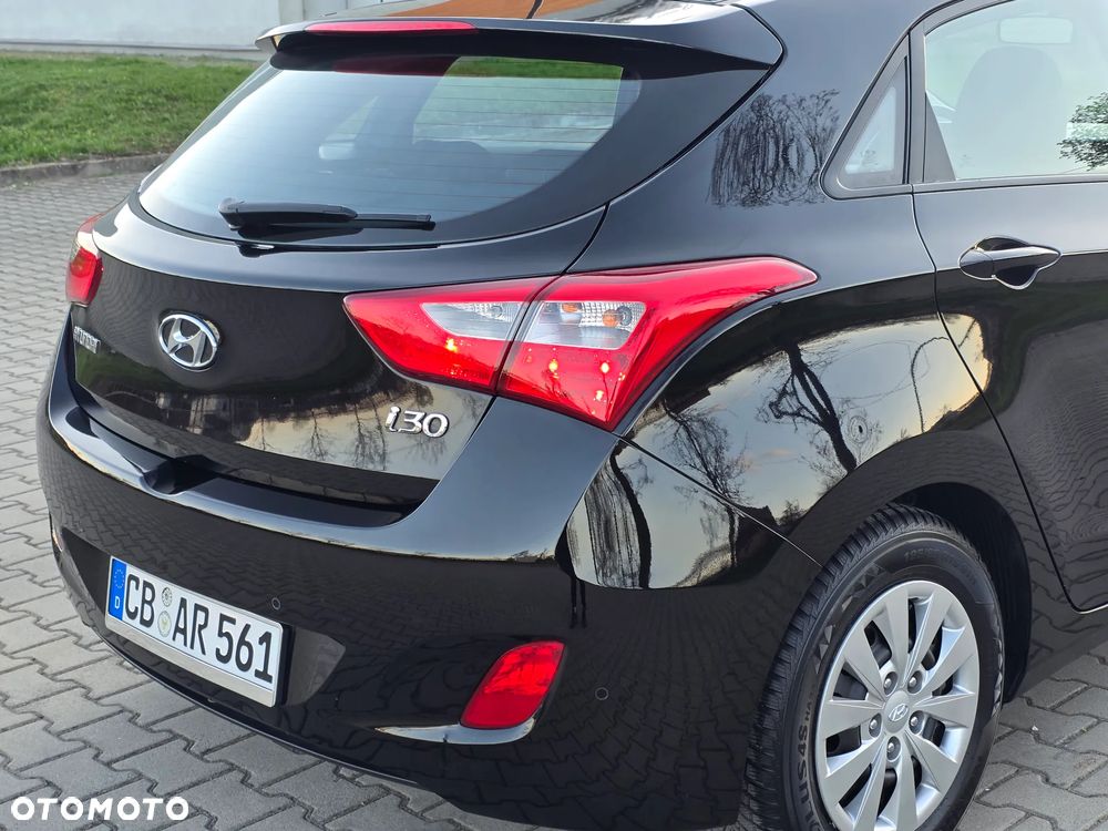 Hyundai i30 blue 1.4 Classic Navigation - 12