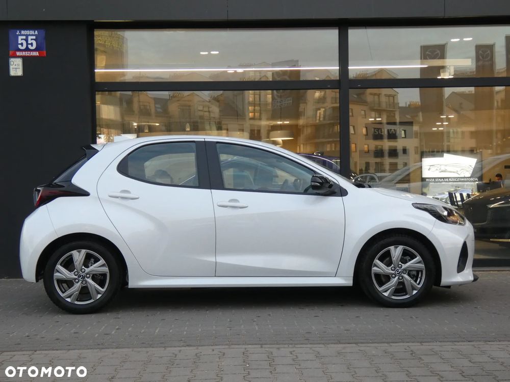 Mazda 2 - 4