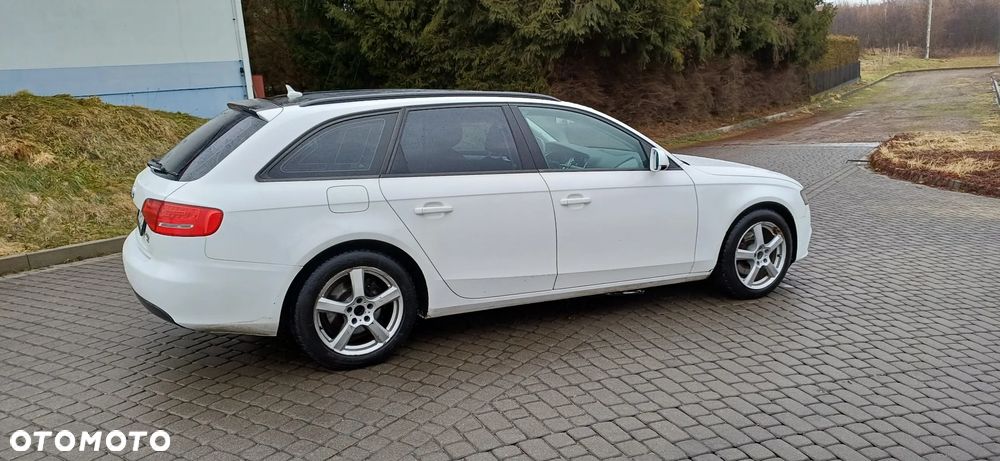 Audi A4 Avant 2.0 TDI - 10