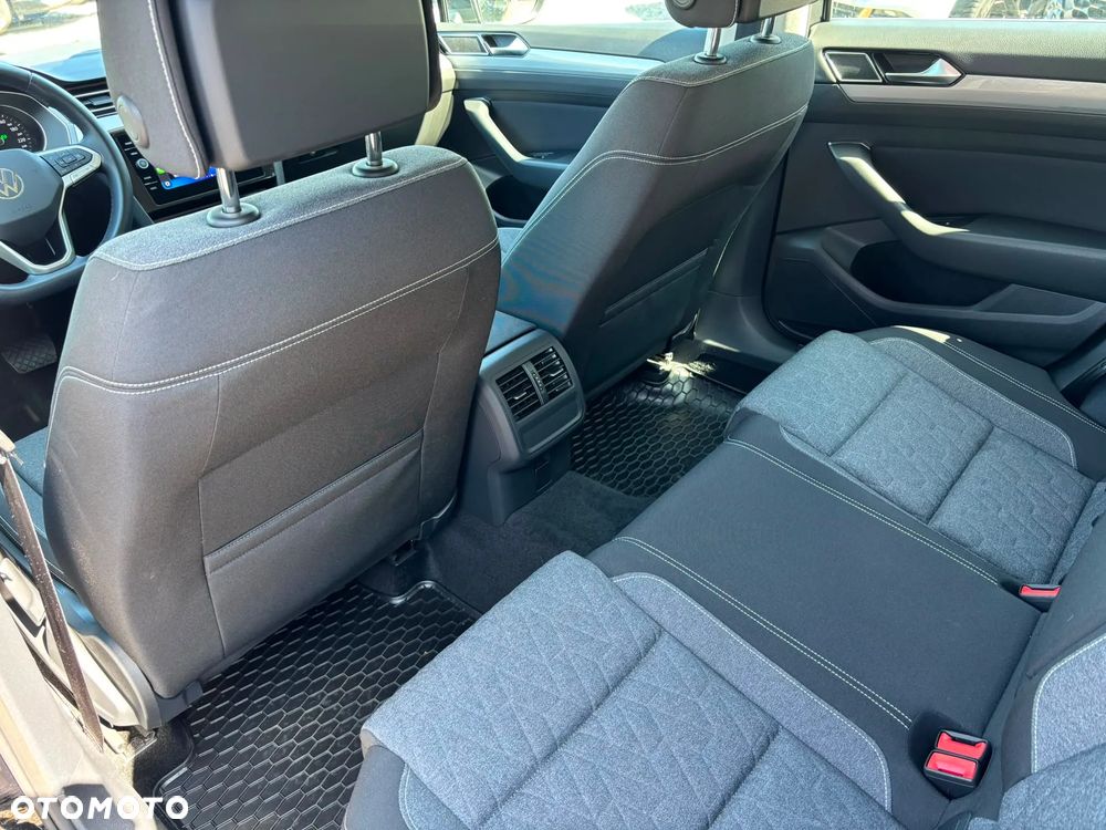 Volkswagen Passat 1.5 TSI EVO Business DSG - 11