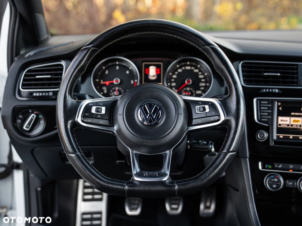 Volkswagen Golf GTD BlueMotion Technology - 33