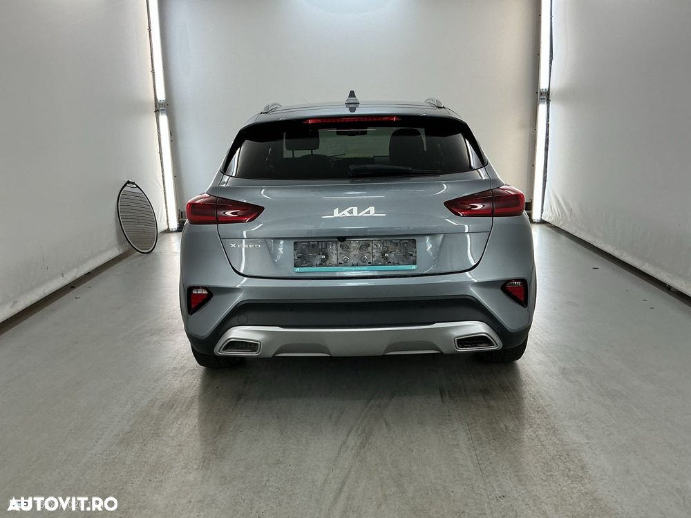 Kia XCeed - 8