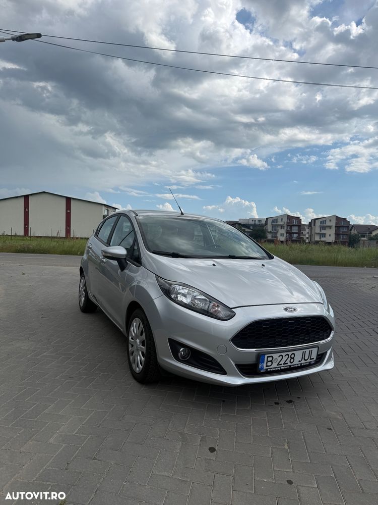 Ford Fiesta - 2