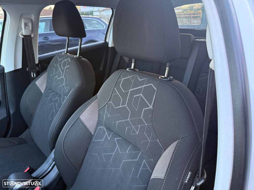 Peugeot 2008 e-HDi FAP 92 STOP & START Active - 11