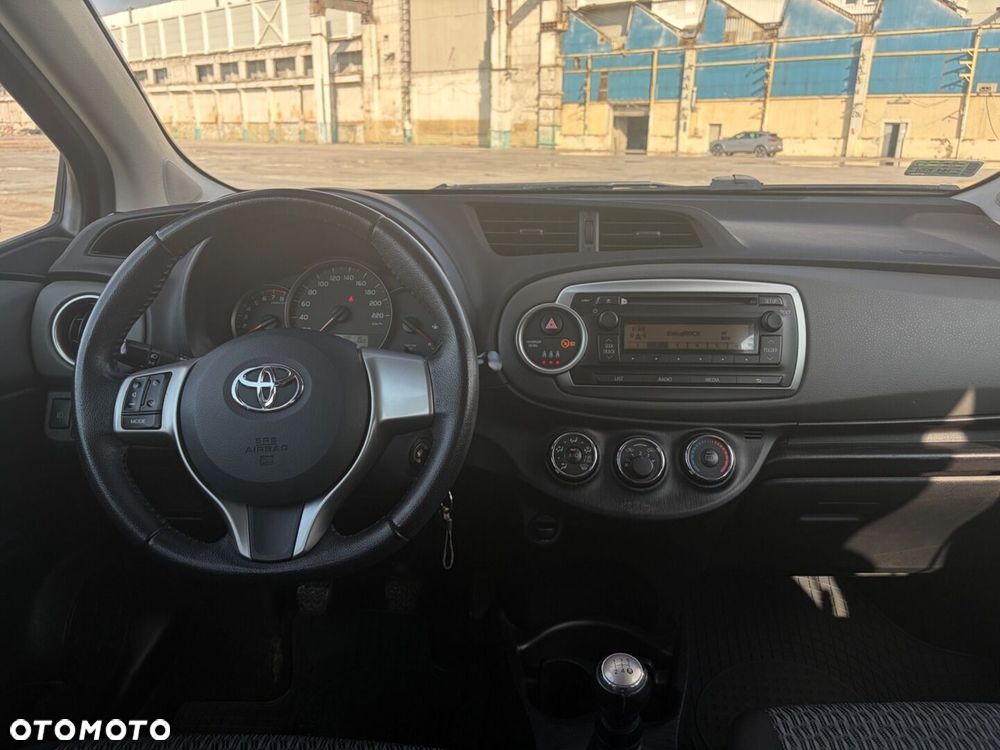 Toyota Yaris 1.0 Active EU6 - 22