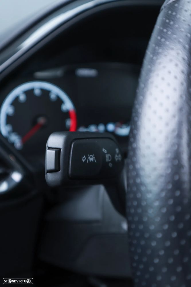 Ford Fiesta 1.5 EcoBoost S&S ST X - 22