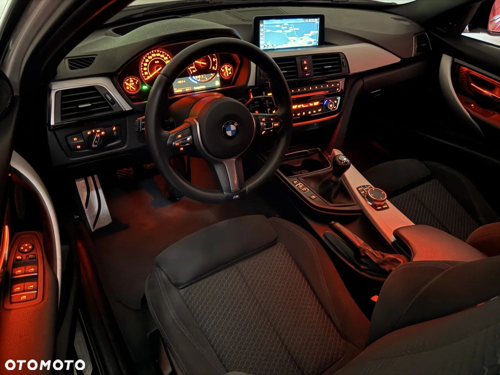 BMW Seria 3 320d M Sport Shadow - 25
