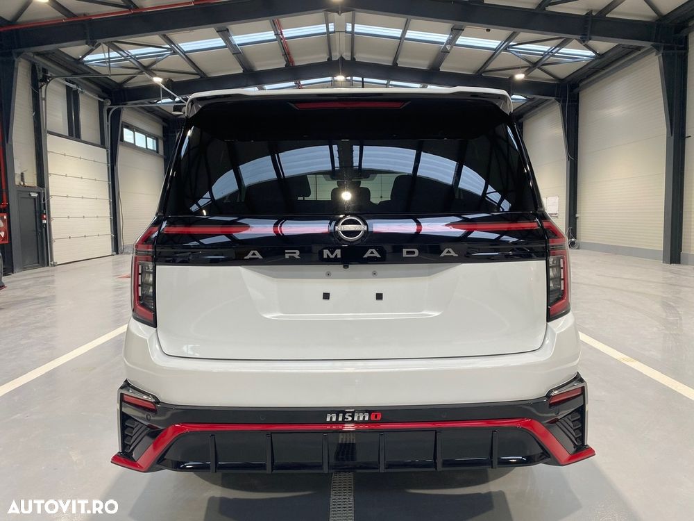 Nissan Armada - 4