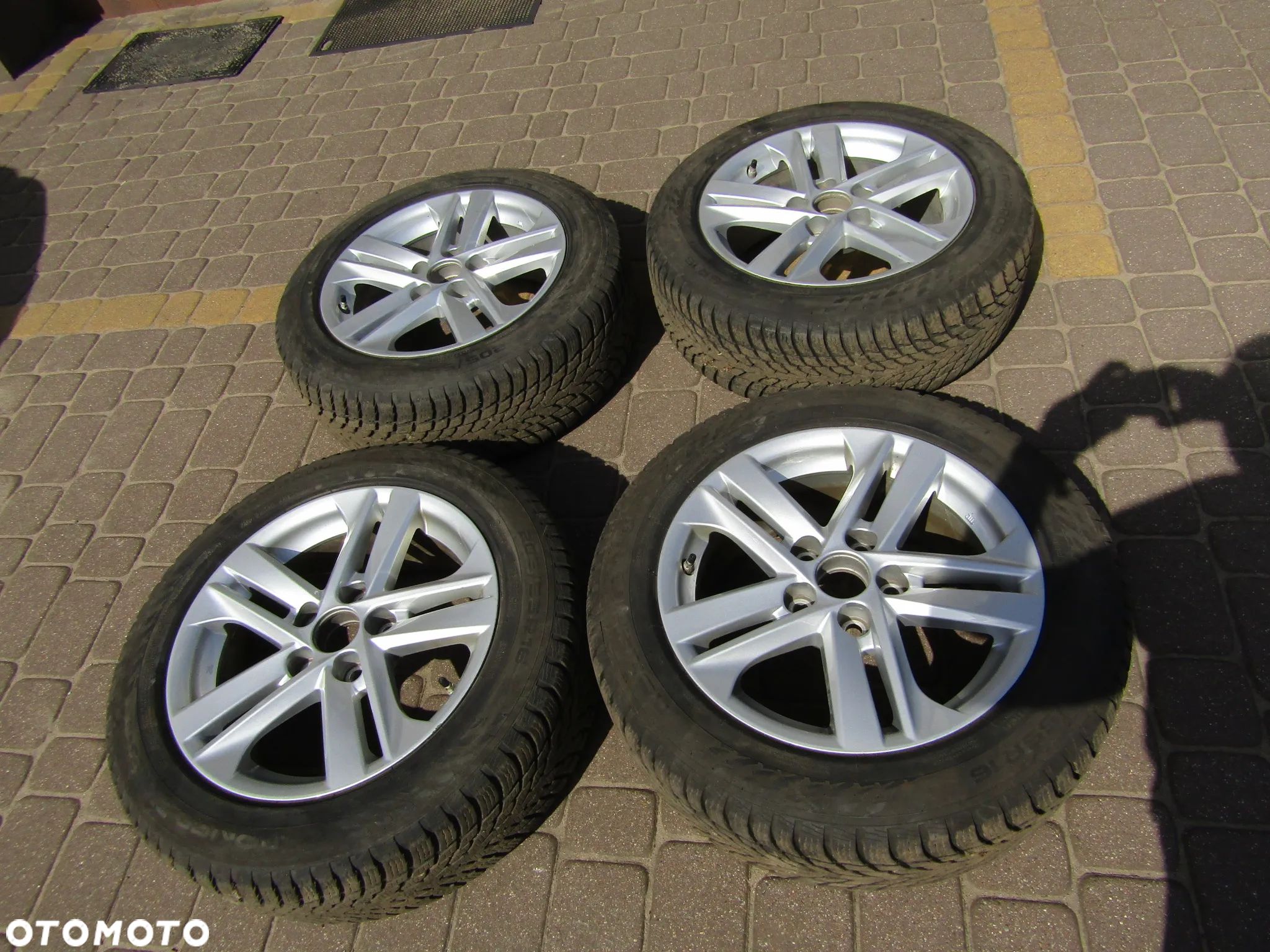 FELGI ALUMINIOWE R16 5X114,3 TOYOTA COROLLA E21 ET 19 24R - 1